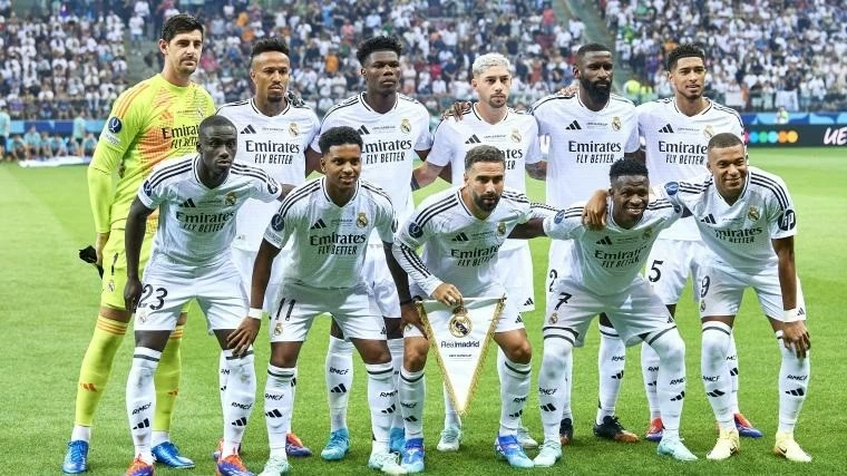 Top 10 đội hình giá trị nhất: Man City mất ngôi đầu vào Real Madrid Top 10 đội hình giá trị nhất: Man City mất ngôi đầu vào Real Madrid