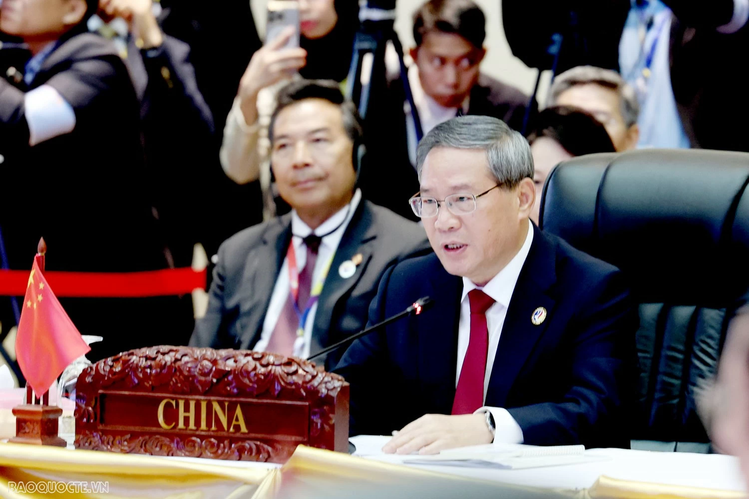 Kết nối chặt chẽ hơn giữa ASEAN với các đối tác vì hòa bình, an ninh và phát triển bền vững Hội nghị cấp cao ASEAN – Trung Quốc lần thứ 27