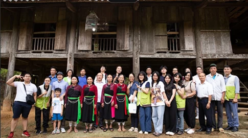 GNI triển khai mô hình giao lưu “Exchange for Change (E4C) - Giao lưu hướng đến sự đổi thay” GNI triển khai mô hình giao lưu “Exchange for Change (E4C) - Giao lưu hướng đến sự đổi thay”