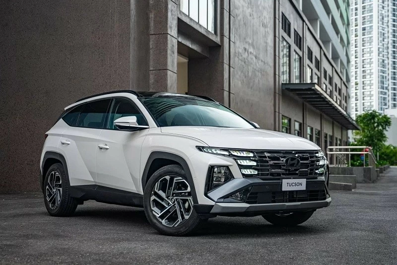 Cận cảnh Hyundai Tucson 2024 vừa ra mắt tại Việt Nam, giá từ 769 triệu đồng Cận cảnh Hyundai Tucson 2024 vừa ra mắt tại Việt Nam, giá từ 769 triệu đồng