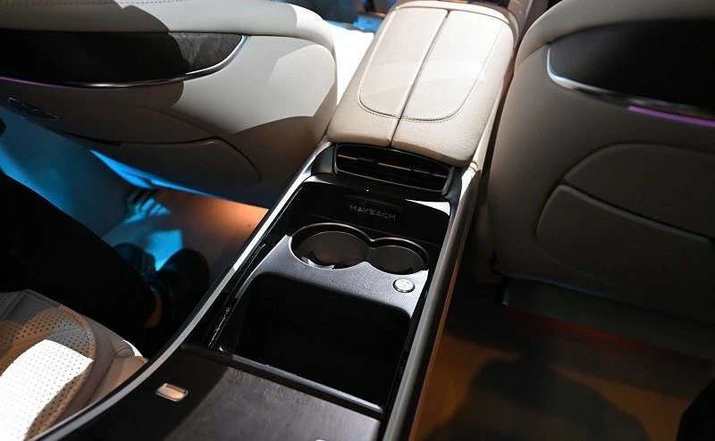 Cận cảnh Mercedes-Maybach EQS 680 vừa ra mắt tại Việt Nam, giá 7,61 tỷ đồng Cận cảnh Mercedes-Maybach EQS 680 vừa ra mắt tại Việt Nam, giá 7,61 tỷ đồng