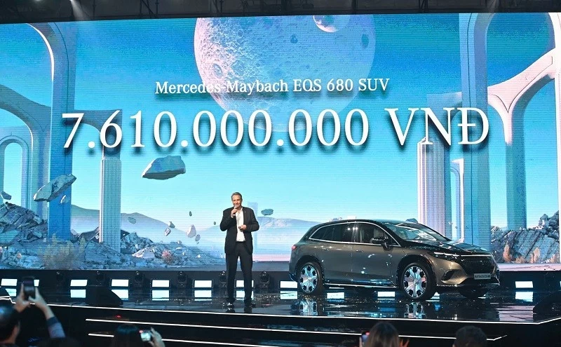 Cận cảnh Mercedes-Maybach EQS 680 vừa ra mắt tại Việt Nam, giá 7,61 tỷ đồng Cận cảnh Mercedes-Maybach EQS 680 vừa ra mắt tại Việt Nam, giá 7,61 tỷ đồng