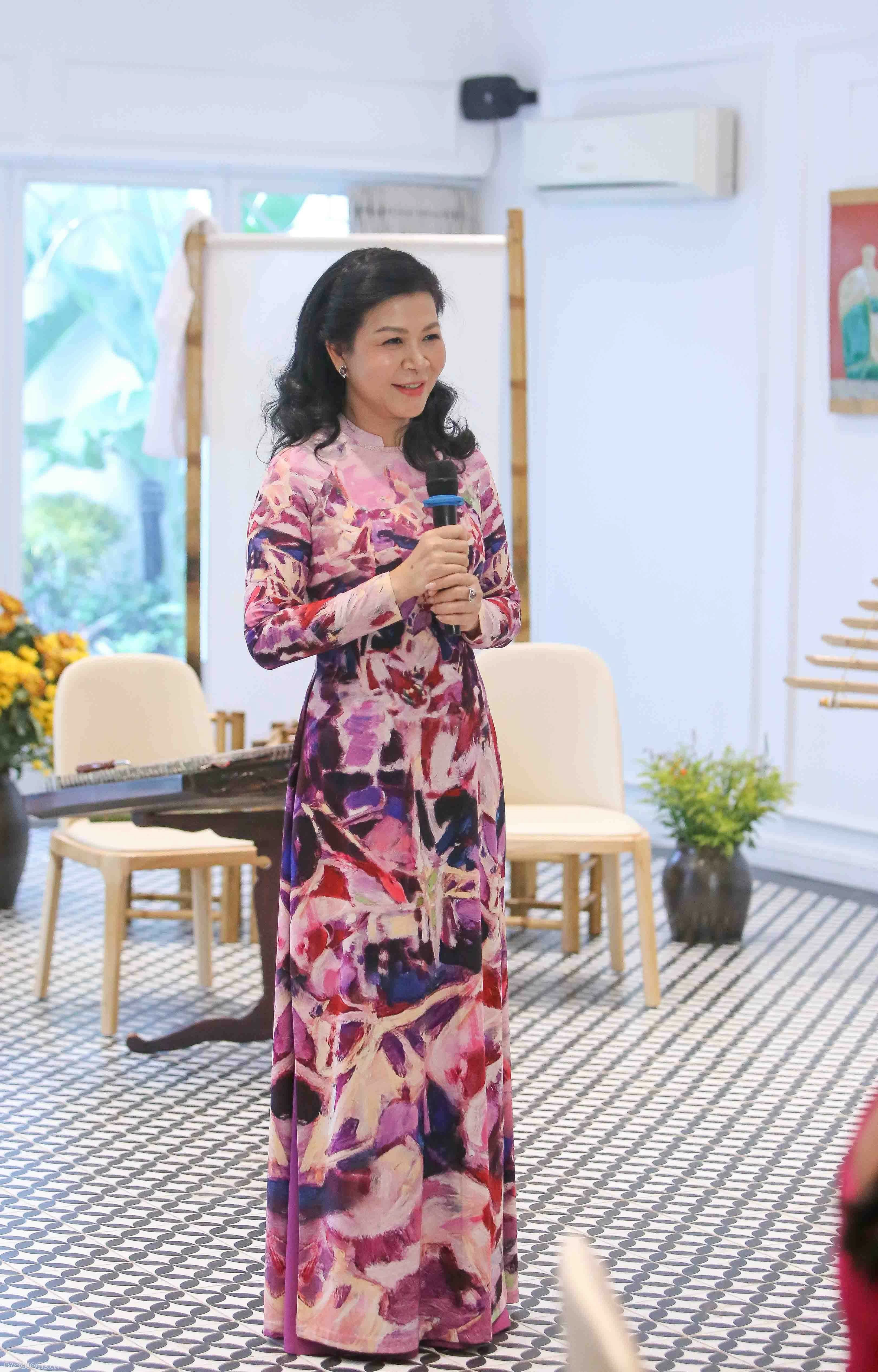 Cuộc gặp thân tình giữa Phu nhân Tổng Bí thư, Chủ tịch nước với các chị em ASEAN Cuộc gặp thân tình giữa Phu nhân Tổng Bí thư, Chủ tịch nước với các 'chị em' ASEAN