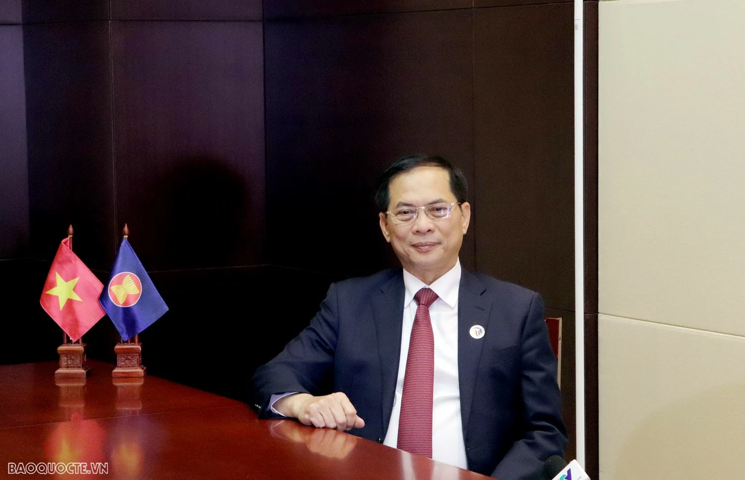 Phó Thủ tướng, Bộ trưởng Ngoại giao Bùi Thanh Sơn trả lời phỏng về kết quả Hội nghị Cấp cao ASEAN 44, 45 và các Hội nghị Cấp cao liên quan Tiếp tục khẳng định hình ảnh chủ động, tích cực và trách nhiệm của Việt Nam