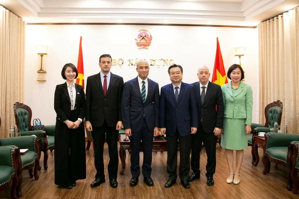 Việt Nam-Algeria cùng tạo điều kiện, hỗ trợ doanh nghiệp hai bên phát triển Việt Nam-Algeria cùng tạo điều kiện, hỗ trợ doanh nghiệp hai bên phát triển