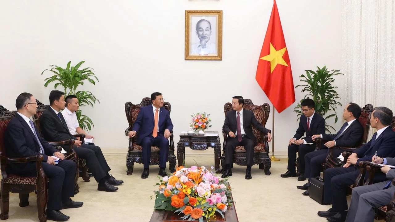 Phó Thủ tướng Trần Hồng Hà mong muốn các dự án hợp tác của CRCC tại Việt Nam sẽ vượt tiến độ, với chất lượng cao. (Nguồn: VGP News) Phó Thủ tướng Trần Hồng Hà mong muốn các dự án hợp tác của CRCC tại Việt Nam sẽ vượt tiến độ, với chất lượng cao. (Nguồn: VGP News)