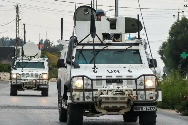 Xe của lực lượng LHQ tuần tra lại Lebanon, ngày 11/10. (Nguồn: AFP) Xe của lực lượng LHQ tuần tra lại Lebanon, ngày 11/10. (Nguồn: AFP)
