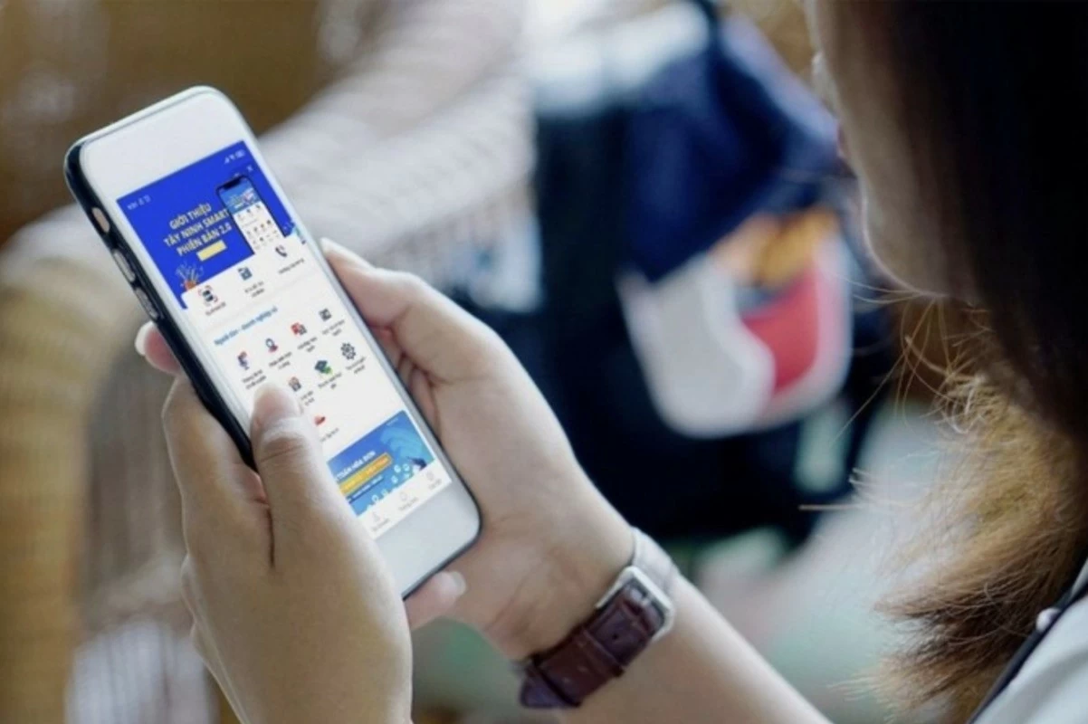 Thời gian tới người dân TP. Hồ Chí Minh chỉ cần có tài khoản VNeID để sử dụng ứng dụng công dân số. (Nguồn: VGP News) Thời gian tới người dân TP. Hồ Chí Minh chỉ cần có tài khoản VNeID để sử dụng ứng dụng công dân số. (Nguồn: VGP News)