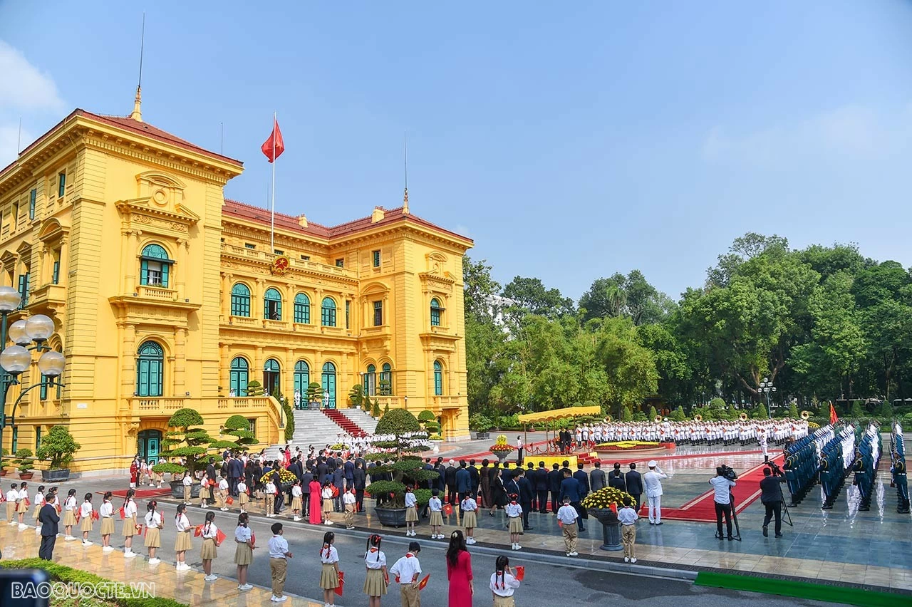 Thủ tướng Phạm Minh Chính chủ trì lễ đón chính thức Thủ tướng Trung Quốc Lý Cường Thủ tướng Phạm Minh Chính chủ trì lễ đón chính thức Thủ tướng Trung Quốc Lý Cường