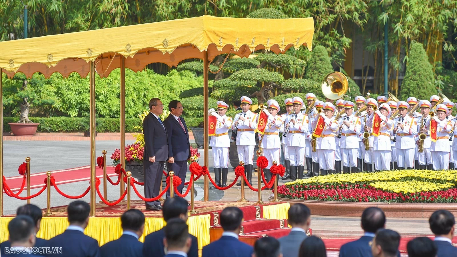 Thủ tướng Phạm Minh Chính chủ trì lễ đón chính thức Thủ tướng Trung Quốc Lý Cường Thủ tướng Phạm Minh Chính chủ trì lễ đón chính thức Thủ tướng Trung Quốc Lý Cường