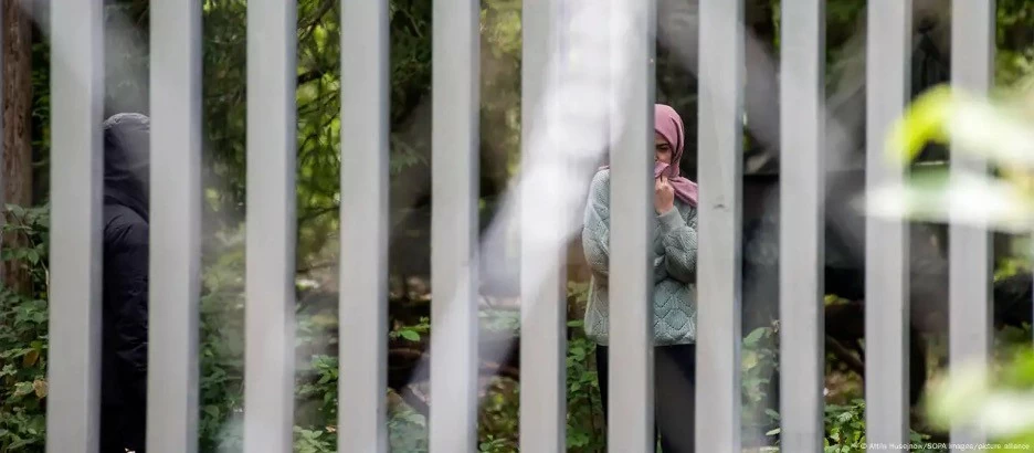 Ba Lan cáo buộc Belarus sử dụng di cư bất hợp pháp để cố gắng làm mất ổn định Liên minh châu Âu. (Nguồn: DW) Ba Lan cáo buộc Belarus sử dụng di cư bất hợp pháp để cố gắng làm mất ổn định Liên minh châu Âu. (Nguồn: DW)