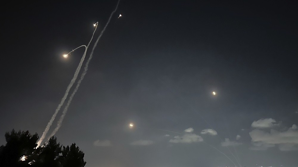 trung dong hezbollah khong kich mien bac israel thuong vong lon vi sao israel tro tay khong kip