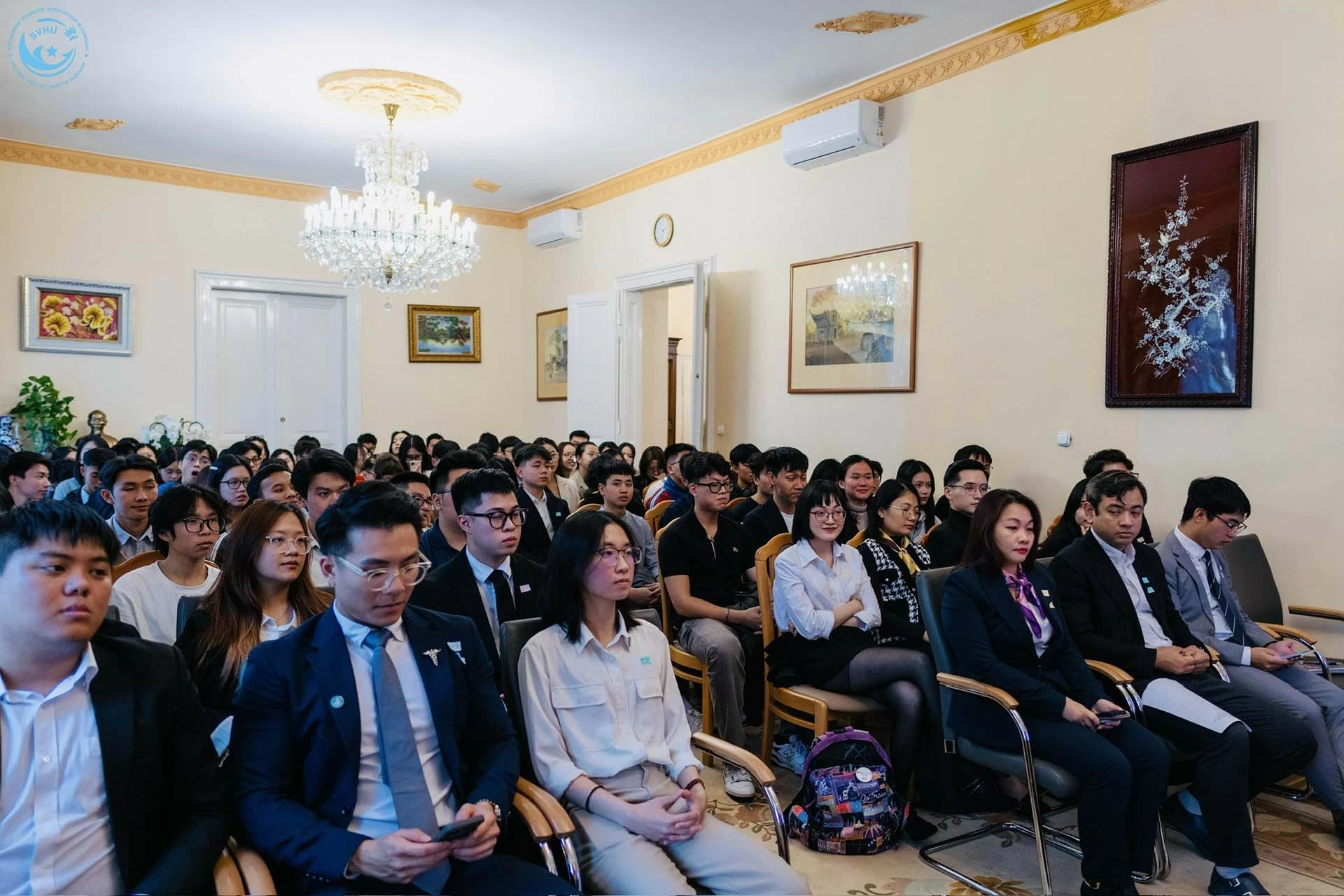 Đại sứ quán Việt Nam tại Hungary tổ chức gặp mặt tân sinh viên năm học 2024-2025 Đại sứ quán Việt Nam tại Hungary tổ chức gặp mặt tân sinh viên năm học 2024-2025