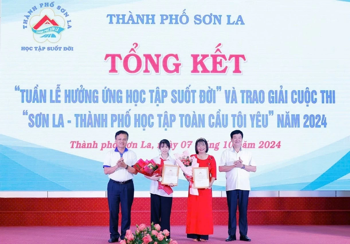 Thành phố Sơn La quyết tâm thực hiện các cam kết xây dựng ‘Thành phố học tập toàn cầu của UNESCO’ Thành phố Sơn La quyết tâm thực hiện các cam kết xây dựng ‘Thành phố học tập toàn cầu của UNESCO’