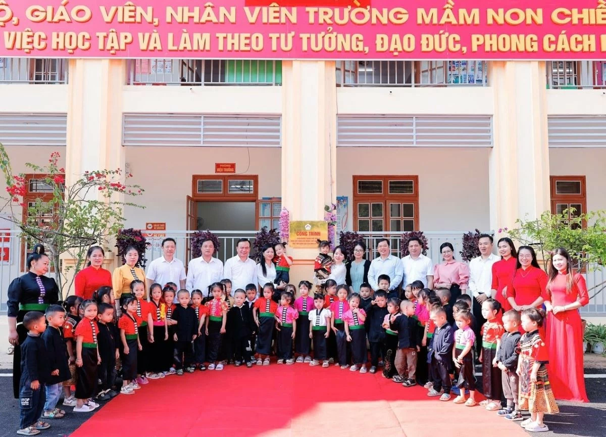 Thành phố Sơn La quyết tâm thực hiện các cam kết xây dựng ‘Thành phố học tập toàn cầu của UNESCO’ Thành phố Sơn La quyết tâm thực hiện các cam kết xây dựng ‘Thành phố học tập toàn cầu của UNESCO’
