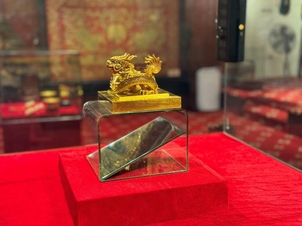 Hiện vật Kim bảo 'Hoàng đế chi bảo' được đề nghị công nhận là bảo vật quốc gia Kim bảo 'Hoàng đế chi bảo' được đề nghị công nhận là bảo vật quốc gia