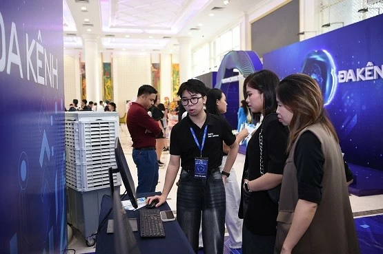 Ứng dụng AI hỗ trợ quản lý và vận hành kinh doanh đa kênh trên môi trường Internet Ứng dụng trí tuệ nhân tạo hỗ trợ quản lý và vận hành kinh doanh đa kênh trên môi trường Internet