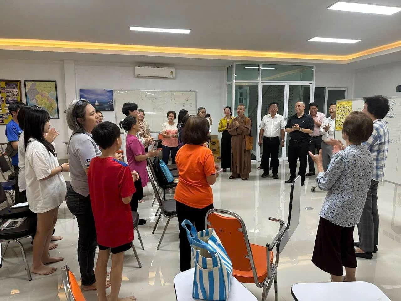 Tăng cường công tác về người Việt Nam ở nước ngoài tại vùng Đông Bắc, Thái Lan Tăng cường công tác về người Việt Nam ở nước ngoài tại vùng Đông Bắc, Thái Lan