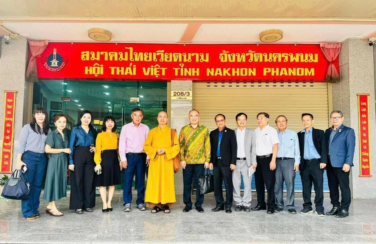 Tăng cường công tác về người Việt Nam ở nước ngoài tại vùng Đông Bắc, Thái Lan Tăng cường công tác về người Việt Nam ở nước ngoài tại vùng Đông Bắc Thái Lan