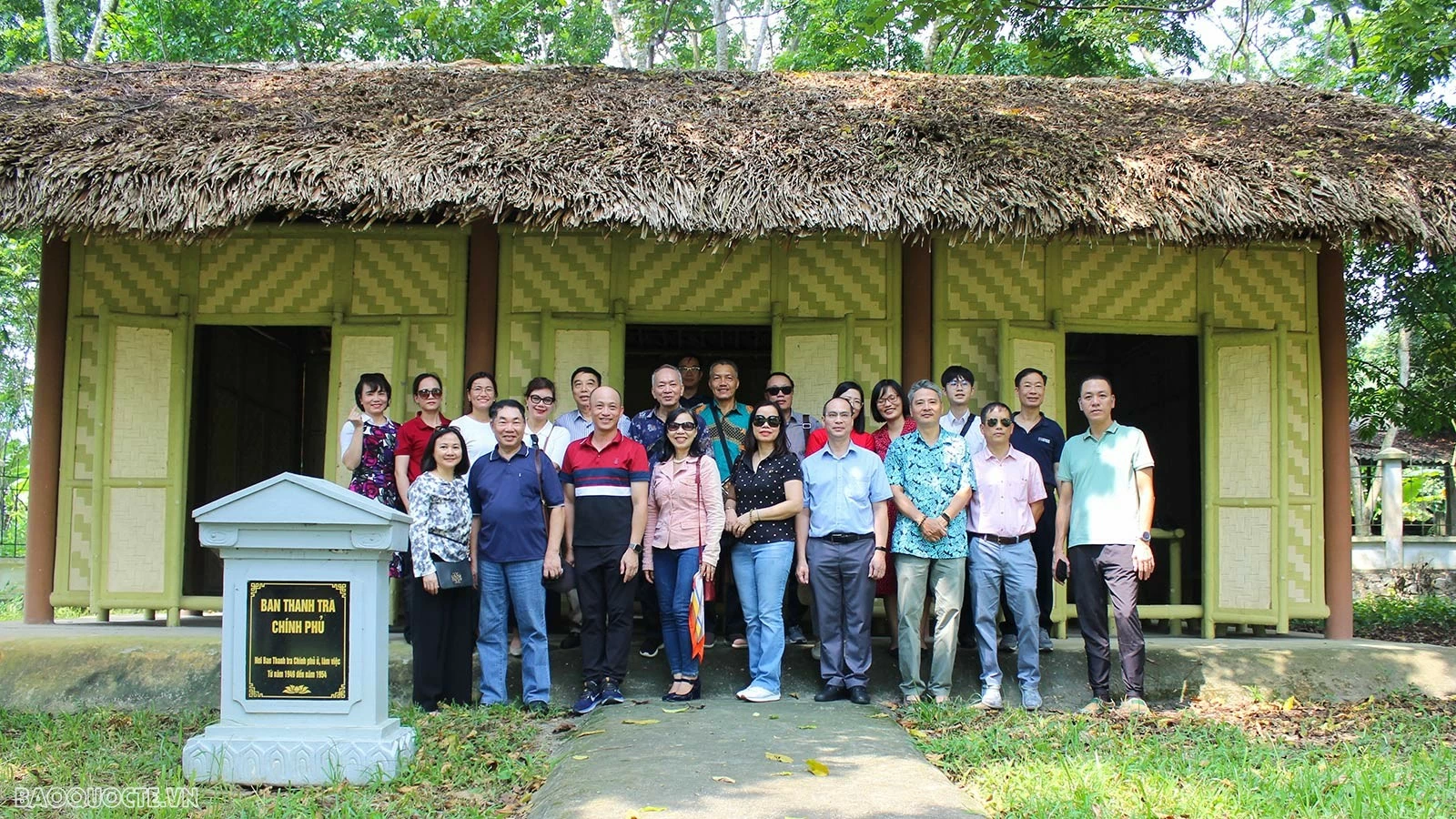 'Xây dựng và phát triển đội ngũ công chức làm công tác thanh tra tại Bộ Ngoại giao trong tình hình mới’ 'Xây dựng và phát triển đội ngũ công chức làm công tác thanh tra tại Bộ Ngoại giao trong tình hình mới’