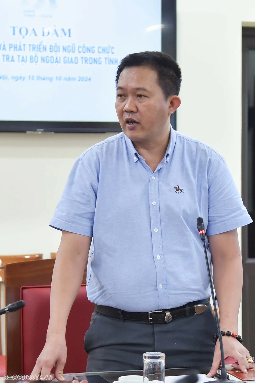 'Xây dựng và phát triển đội ngũ công chức làm công tác thanh tra tại Bộ Ngoại giao trong tình hình mới’ 'Xây dựng và phát triển đội ngũ công chức làm công tác thanh tra tại Bộ Ngoại giao trong tình hình mới’