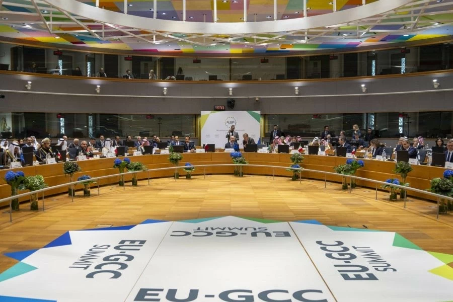 Hội nghị thượng đỉnh lịch sử EU-GCC 'nóng' cùng Trung Đông, các lãnh đạo châu Âu bước vào hai ngày 'đau đầu' với hàng loạt thách thức Hội nghị thượng đỉnh lịch sử EU-GCC 'nóng' cùng Trung Đông, các lãnh đạo châu Âu bước vào hai ngày 'đau đầu' với hàng loạt thách thức