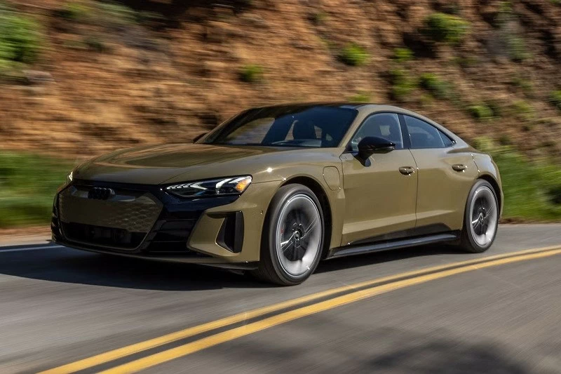 Triệu hồi xe Audi e-tron GT và RS e-tron GT tại Việt Nam vì lỗi pin Triệu hồi xe Audi e-tron GT và RS e-tron GT tại Việt Nam vì lỗi pin