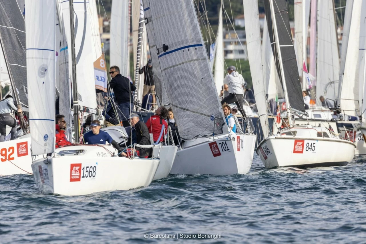 Italy: Mãn nhãn với giải đua thuyền buồm lớn nhất thế giới Barcolana Regatta Italy: Mãn nhãn với giải đua thuyền buồm lớn nhất thế giới Barcolana Regatta