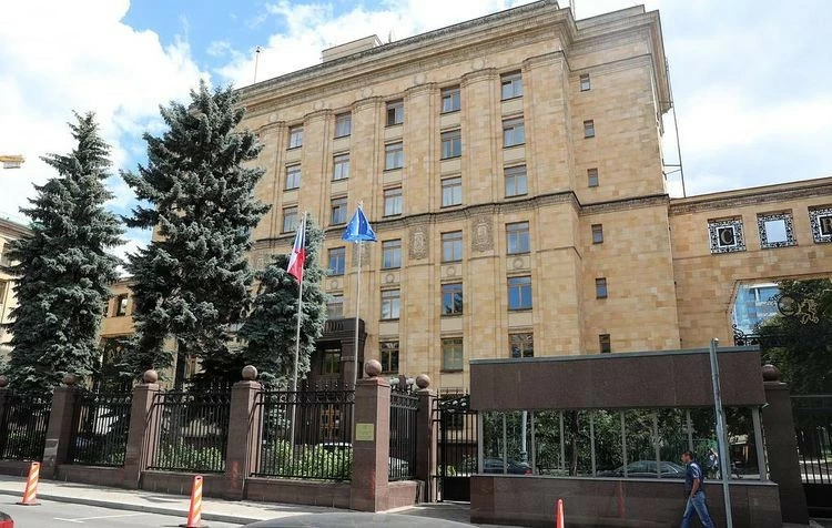 Một nước EU chống Nga mạnh mẽ khôi phục quan hệ cấp đại sứ với Moscow Một nước EU chống Nga mạnh mẽ khôi phục quan hệ cấp đại sứ với Moscow