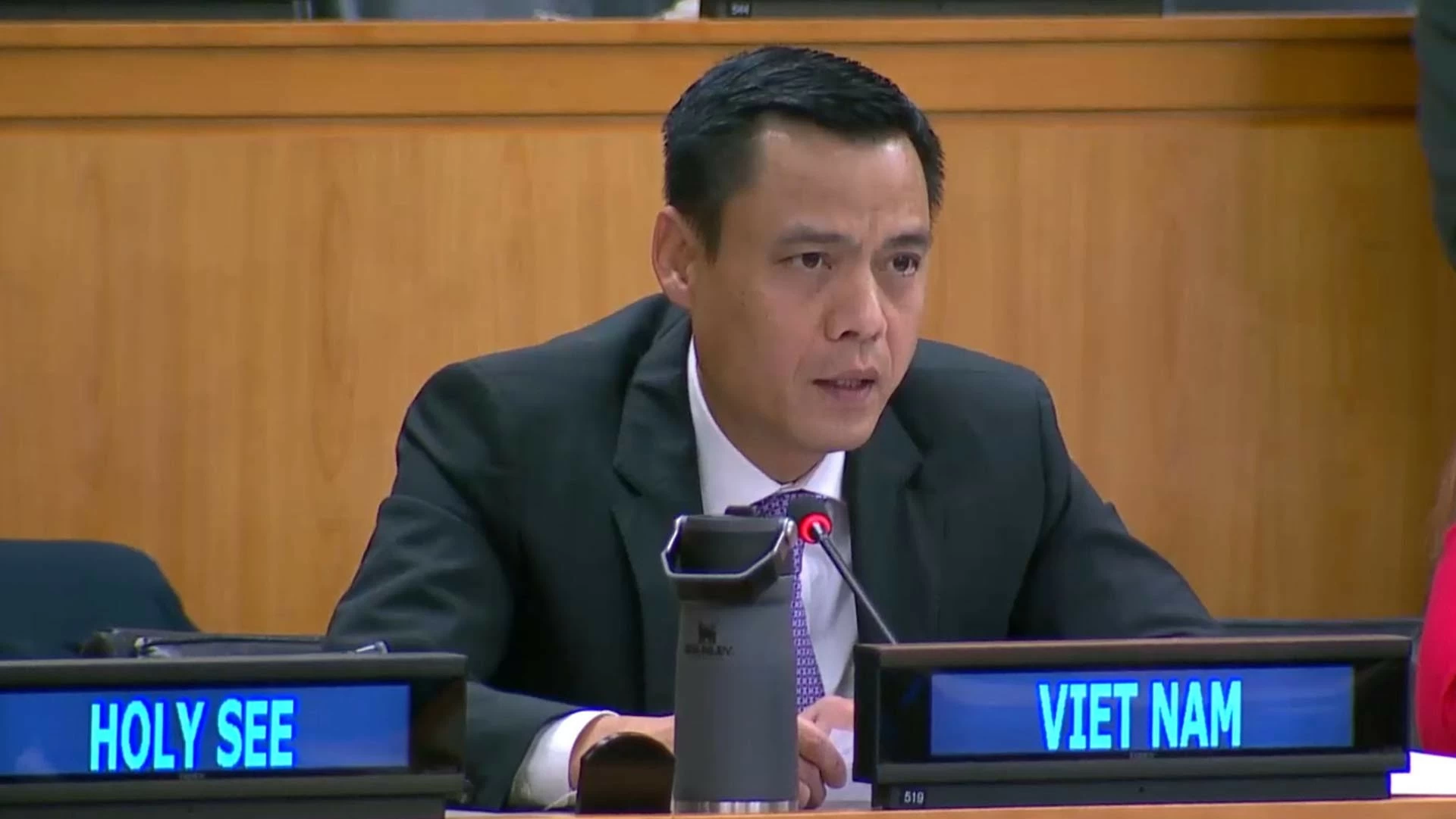 ASEAN cam kết tăng cường đóng góp vào nỗ lực toàn cầu để đảm bảo an ninh lương thực và xóa đói giảm nghèo ASEAN cam kết tăng cường đóng góp vào nỗ lực toàn cầu để đảm bảo an ninh lương thực và xóa đói giảm nghèo