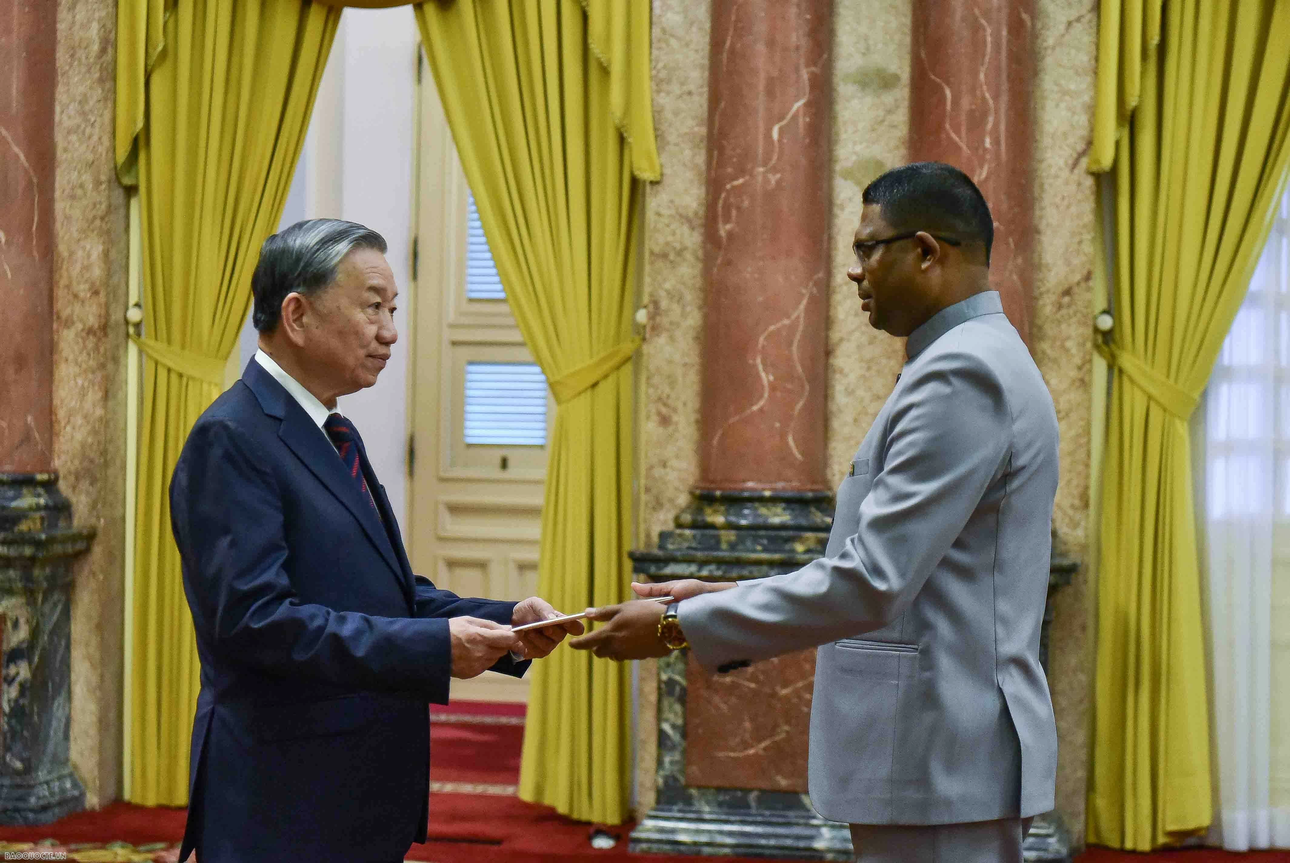 Tổng Bí thư, Chủ tịch nước Tô Lâm tiếp các Đại sứ trình Quốc thư Tổng Bí thư, Chủ tịch nước Tô Lâm tiếp các Đại sứ trình Quốc thư