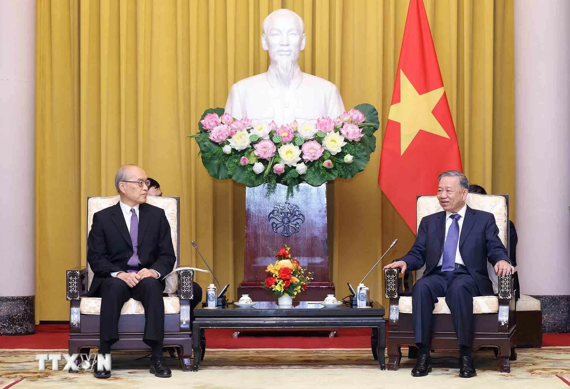 Tổng Bí thư, Chủ tịch nước Tô Lâm tiếp Chánh án Tòa án nhân dân tối cao Trung Quốc Trương Quân. (Nguồn: TTXVN) Tổng Bí thư, Chủ tịch nước Tô Lâm tiếp Chánh án Tòa án nhân dân tối cao Trung Quốc Trương Quân. (Nguồn: TTXVN)