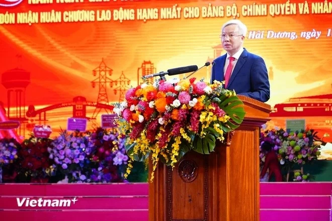 Thành phố Hải Dương đón nhận Huân chương Lao động hạng Nhất Thành phố Hải Dương đón nhận Huân chương Lao động hạng Nhất