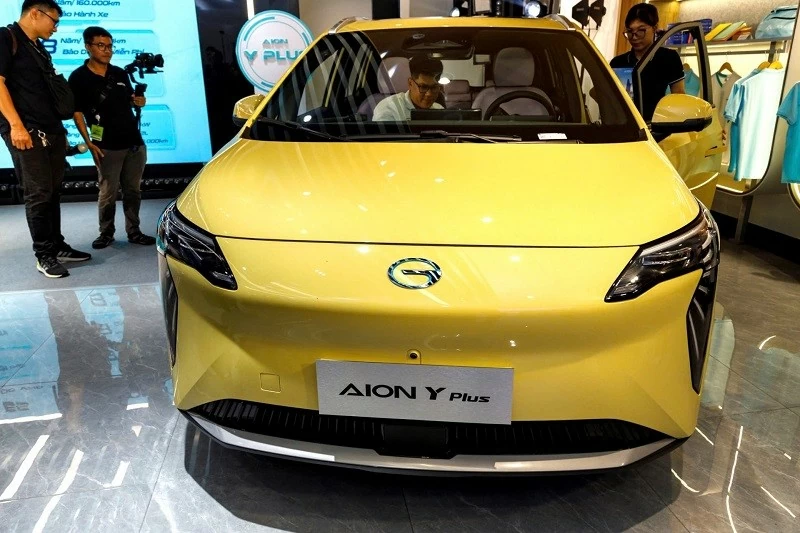 AION ra mắt hai mẫu xe điện đầu tiên tại Việt Nam, giá từ 788 triệu đồng AION ra mắt hai mẫu xe điện đầu tiên tại Việt Nam, giá từ 788 triệu đồng