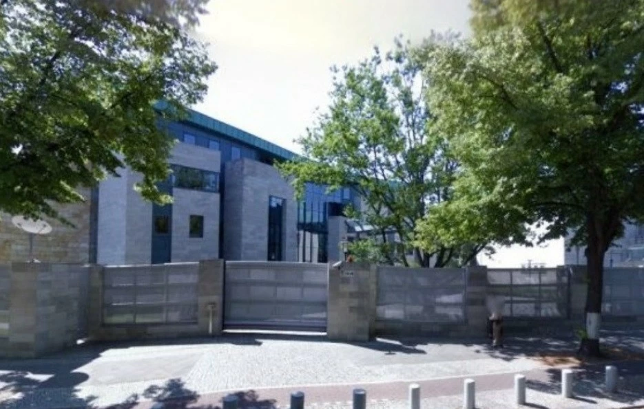 Đức bắt nghi phạm âm mưu tấn công Đại sứ quán Israel tại Berlin, khẳng định 'cảnh giác cao độ' Đức bắt nghi phạm âm mưu tấn công Đại sứ quán Israel tại Berlin, khẳng định 'cảnh giác cao độ'