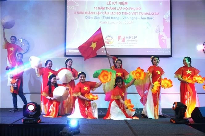 Bảo vệ quyền và lợi ích hợp pháp của phụ nữ và trẻ em Việt Nam tại Malaysia Bảo vệ quyền và lợi ích hợp pháp của phụ nữ và trẻ em Việt Nam tại Malaysia