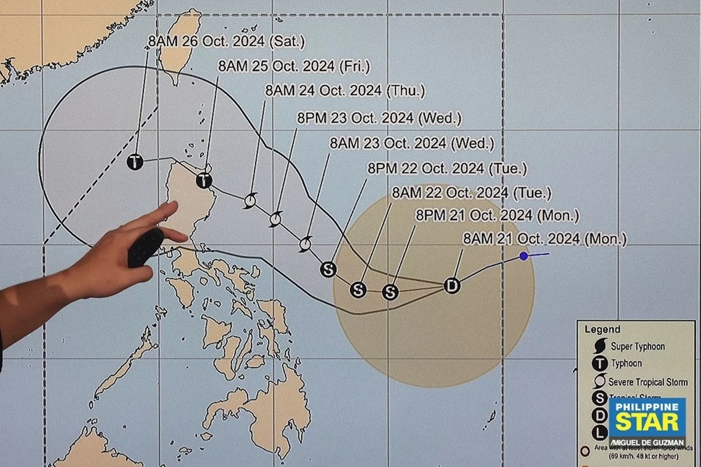 Dự báo: Áp thấp nhiệt đới tại Philippines có khả năng mạnh thành bão và di chuyển vào Biển Đông