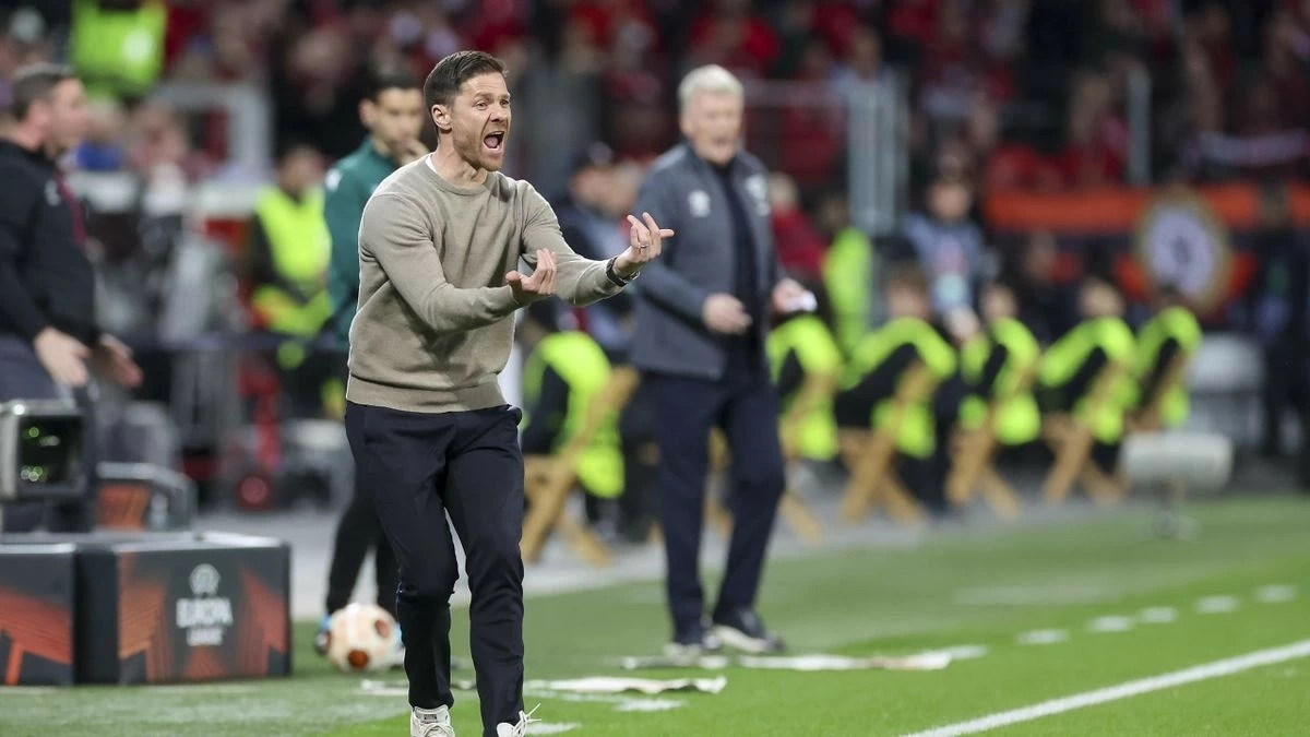 Tìm huấn luyện viên mới, Leverkusen chấp nhận mất HLV Xabi Alonso Tìm huấn luyện viên mới, Leverkusen chấp nhận mất HLV Xabi Alonso