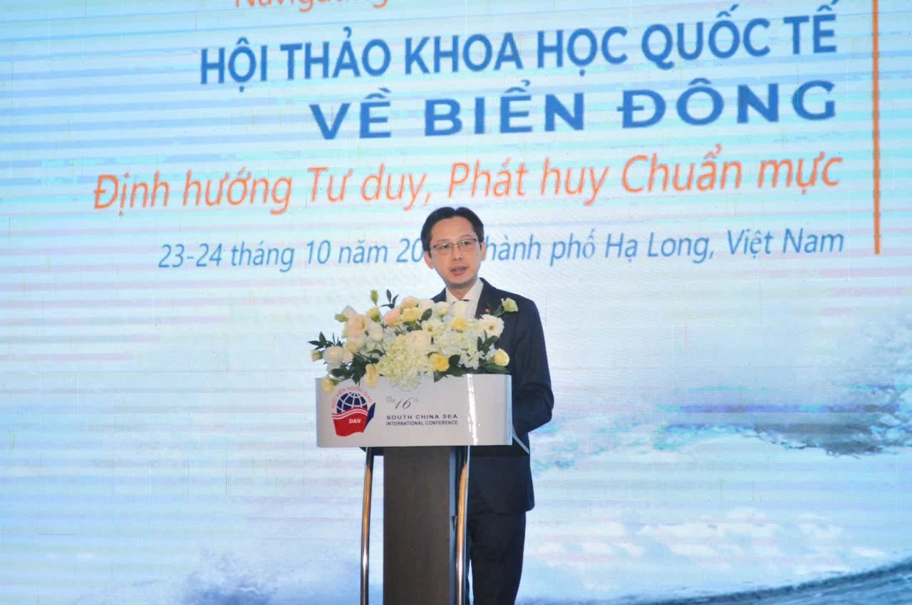 Thứ trưởng Ngoại giao Đỗ Hùng Việt Thứ trưởng Ngoại giao Đỗ Hùng Việt