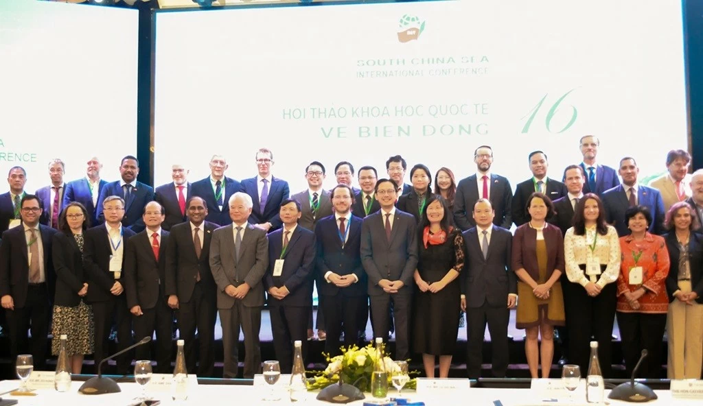 Khai mạc Hội thảo Khoa học Quốc tế về Biển Đông lần thứ 16: Định hướng tư duy, phát huy chuẩn mực Khai mạc Hội thảo Khoa học Quốc tế về Biển Đông lần thứ 16: Định hướng tư duy, phát huy chuẩn mực