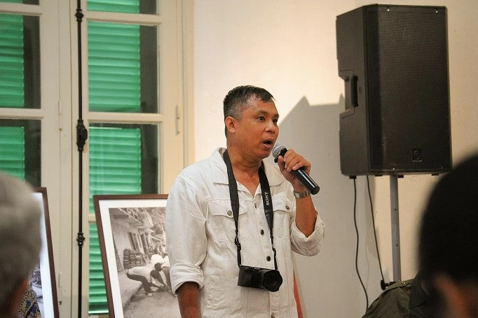 Một Hà Nội đáng nhớ dưới ống kính của nhiếp ảnh gia Pháp và Việt Nam Một Hà Nội đáng nhớ dưới ống kính của nhiếp ảnh gia Pháp và Việt Nam