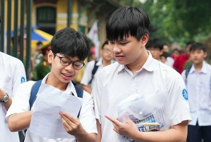 Những đối tượng nào có thể được tuyển thẳng vào lớp 10? Những đối tượng nào có thể được tuyển thẳng vào lớp 10?