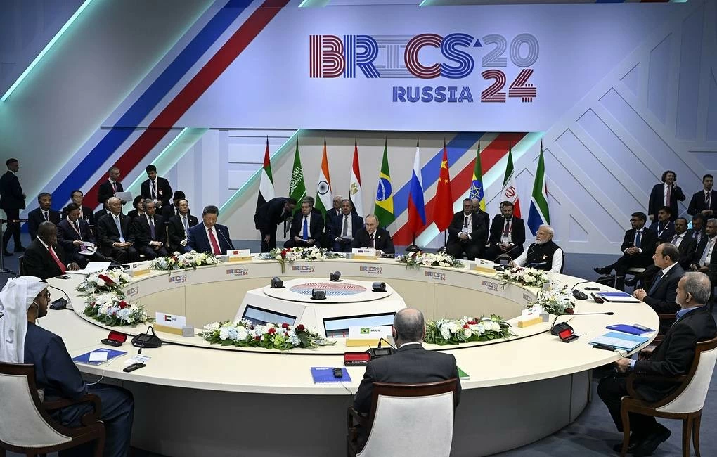 Hội nghị thượng đỉnh BRICS ra tuyên bố chung nêu loạt vấn đề nóng, từ xung đột Ukraine đến biến đổi khí hậu Hội nghị thượng đỉnh BRICS ra tuyên bố chung nêu loạt vấn đề nóng, từ xung đột Ukraine đến biến đổi khí hậu