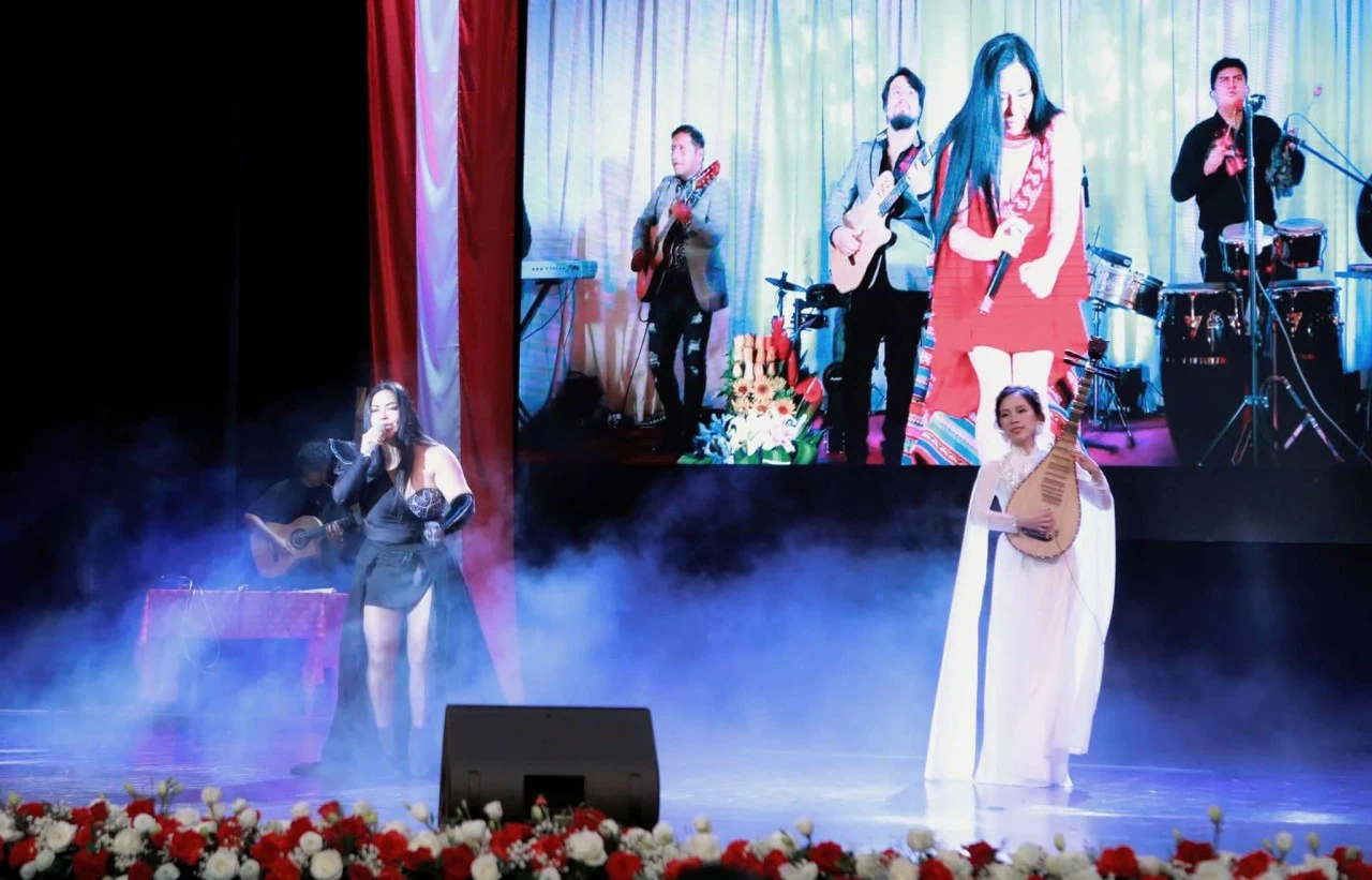 Đêm hòa nhạc thắp sáng tình hữu nghị Việt Nam-Peru Đêm hòa nhạc thắp sáng tình hữu nghị Việt Nam-Peru