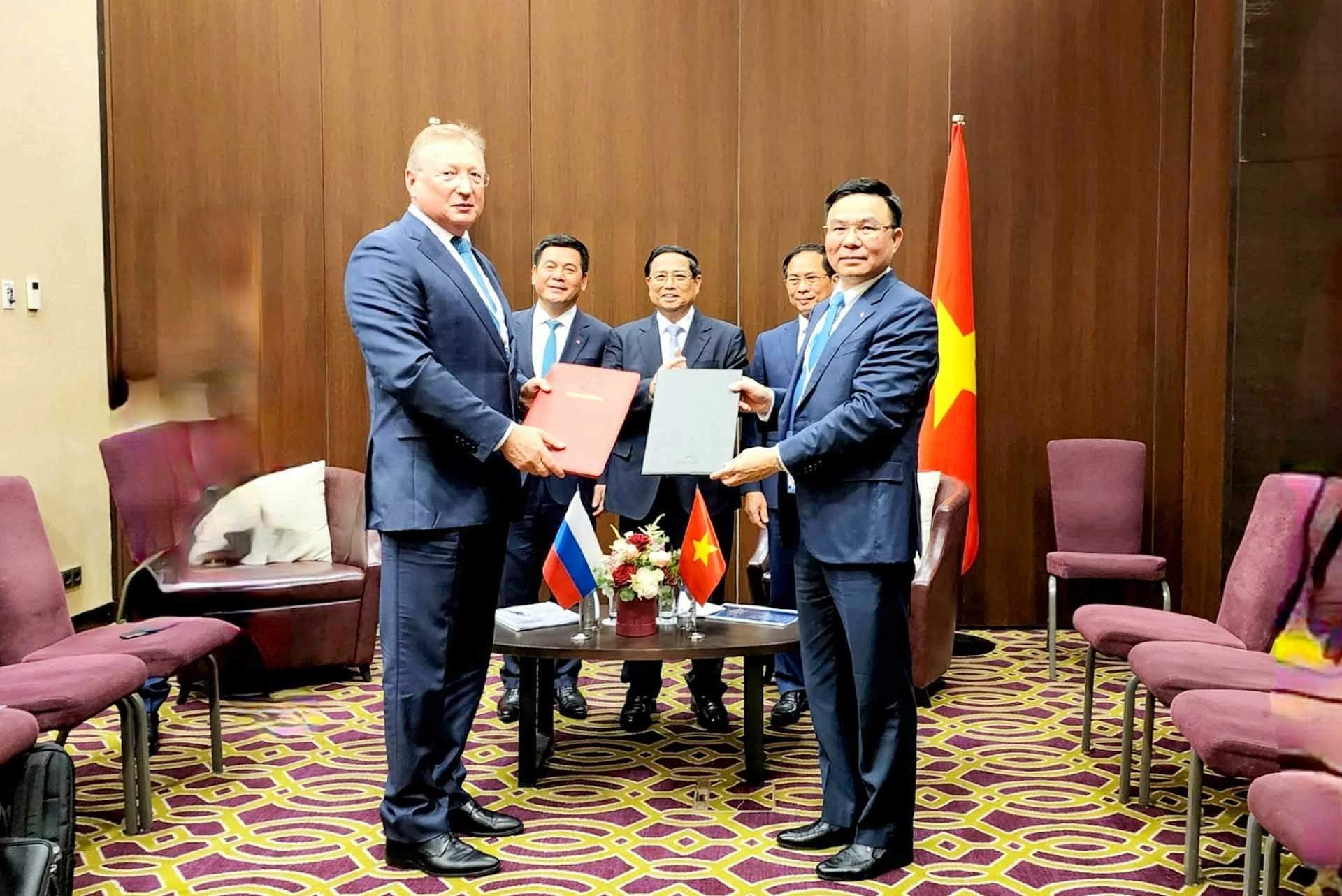 Thủ tướng Phạm Minh Chính tiếp Tổng giám đốc Công ty Zarubezhneft Thủ tướng Phạm Minh Chính tiếp Tổng giám đốc Công ty Zarubezhneft