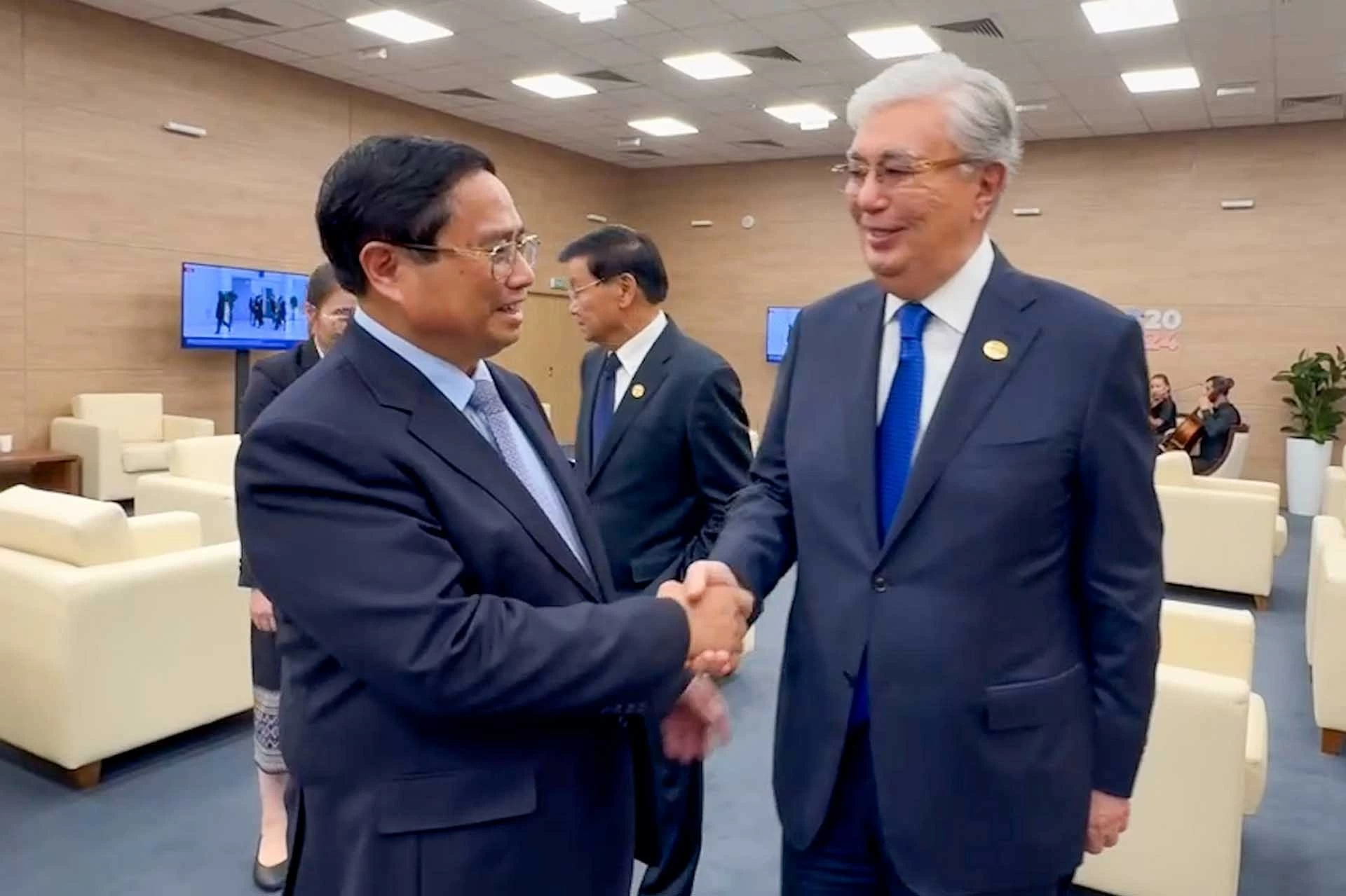 Thủ tướng Phạm Minh Chính gặp lãnh đạo các nước Kazakhstan, Turkmenistan và Ethiopia Thủ tướng Phạm Minh Chính gặp lãnh đạo các nước Kazakhstan, Turkmenistan và Ethiopia