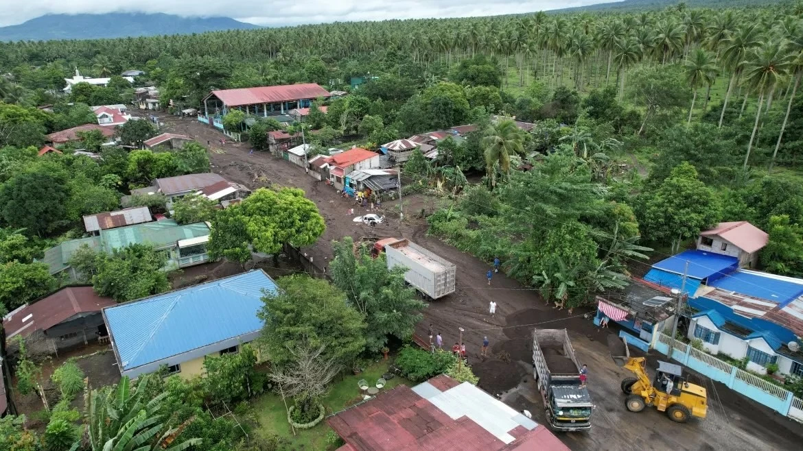 Philippines vật lộn sau bão Trà Mi Philippines vật lộn sau bão Trà Mi