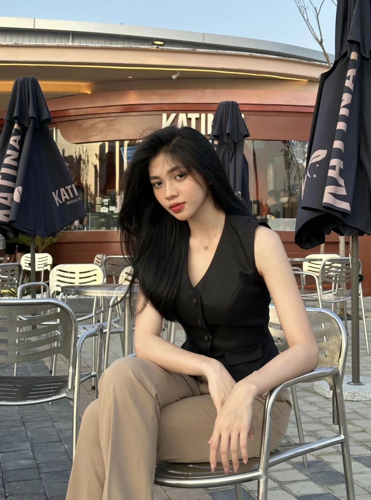 Á hậu Huỳnh Minh Kiên Á hậu Huỳnh Minh Kiên