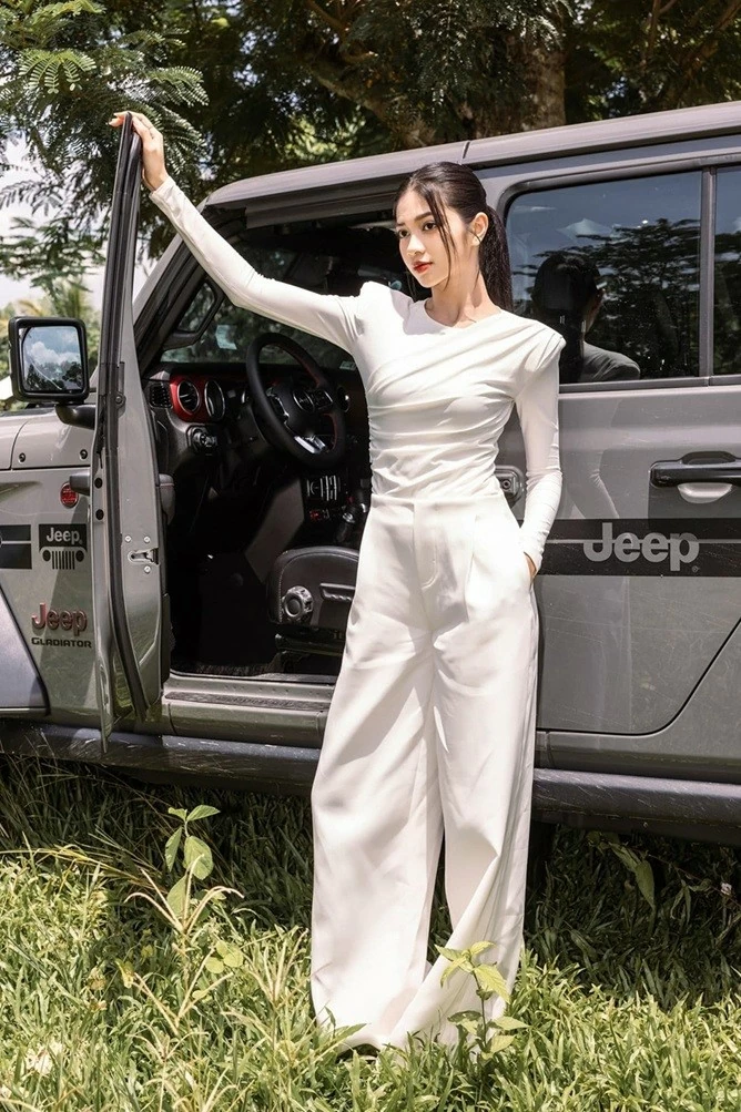 Á hậu Huỳnh Minh Kiên Á hậu Huỳnh Minh Kiên