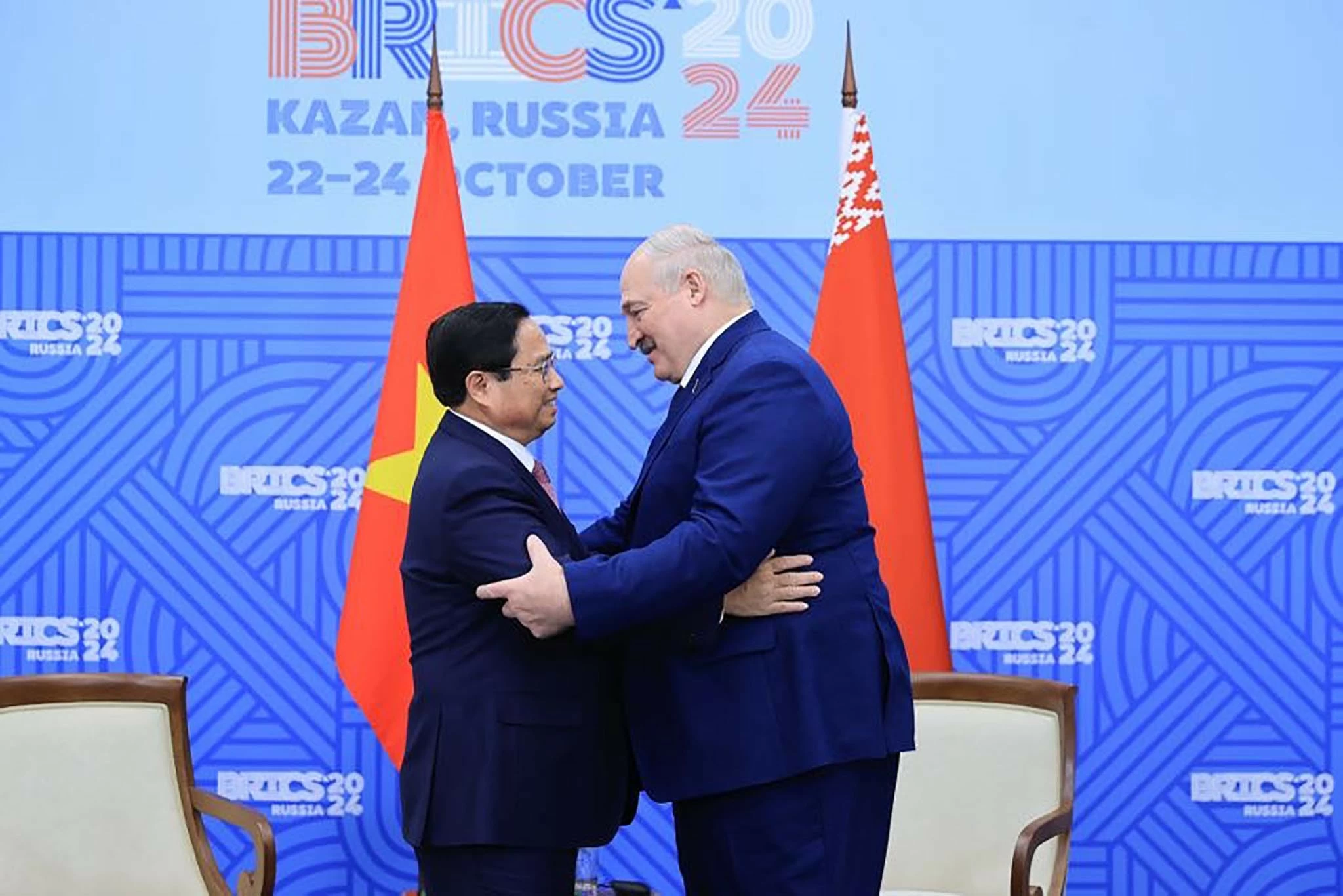 Belarus luôn coi trọng và mong muốn phát triển quan hệ hợp tác trên các lĩnh vực với Việt Nam Belarus luôn coi trọng và mong muốn phát triển quan hệ hợp tác trên các lĩnh vực với Việt Nam